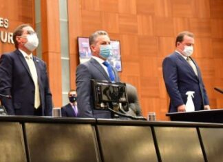 Governador diz não haver polêmica e afirma que “desinformados” criticam projeto do ICMS