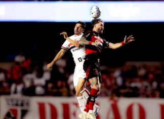 São Paulo vence o Flamengo de virada na estreia do Brasileirão sao-paulo-vence-o-flamengo-de-virada-na-estreia-do-brasileirao